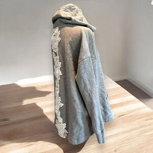 Mono b Women's Sweatshirt Hoodie Small/ Medium Heather Grey  Lace Crochet Accent